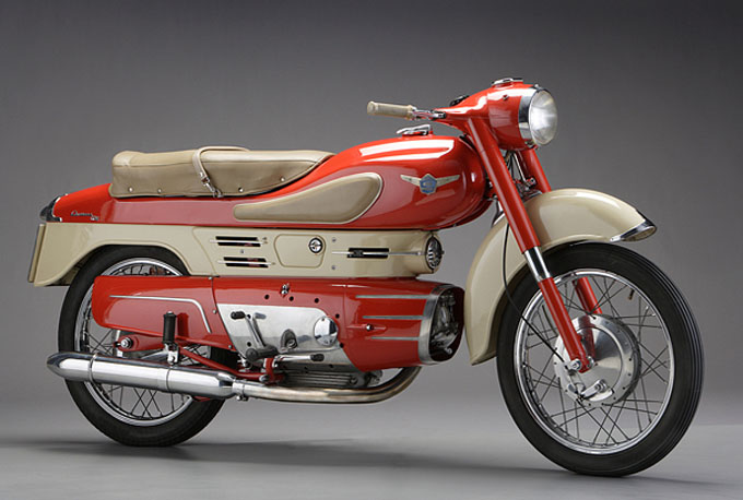 Moto-Anciennes-bikee