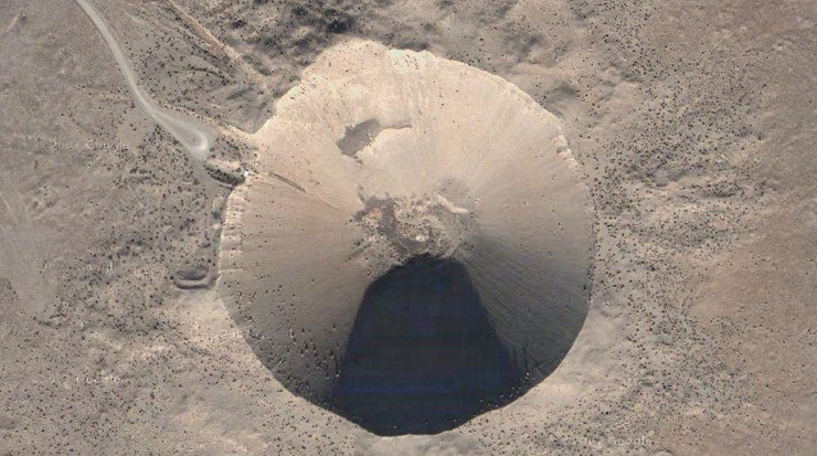 grand cratere humain explosion nucleaire 03 Le plus grand cratère d’origine humaine