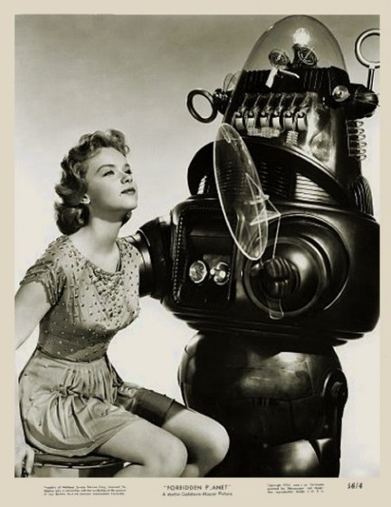 vintage-femme-pinup-robot-01
