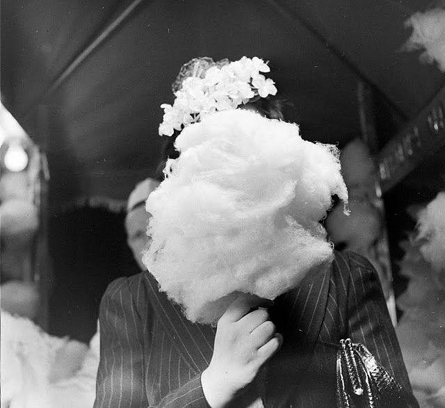 nina leen barbe a papa barbapapa 02 La barbe à papa