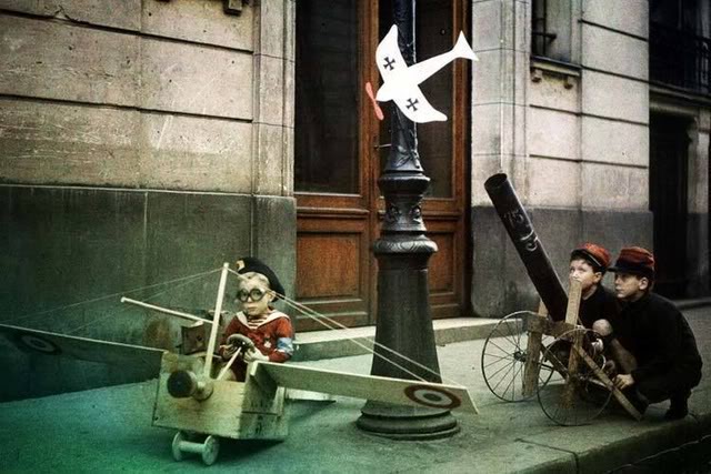Les autochromes parisiens de Léon Gimpel leon gimpel grenata armee enfant autochrome 02 photo histoire featured art leon gimpel grenata armee enfant autochrome 02 Les autochromes parisiens de Léon Gimpel