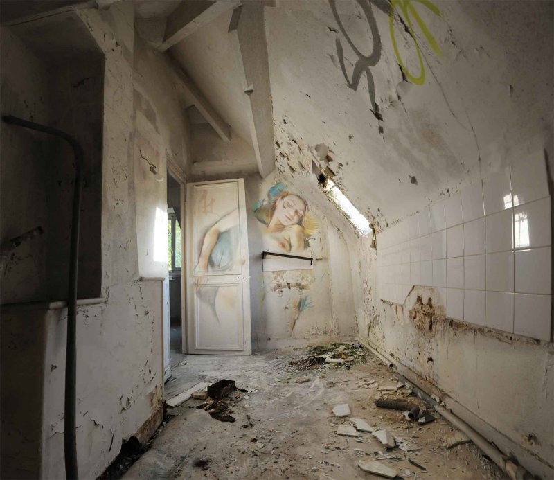 peinture classique grafiti lieu squat abandonne 02 Peintures classiques intégrées dans des lieux abandonnés 