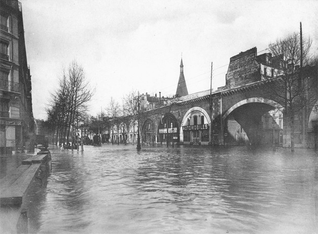 crue paris avenue daumesnil La crue de la Seine à Paris en 1910  photo histoire 