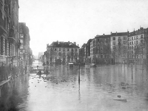 crue paris place beaugrenelle La crue de la Seine à Paris en 1910  photo histoire 