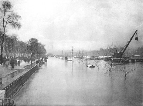 The flood of the Seine in Paris 1910 crue paris quai dorsay crue paris quai dorsay La crue de la Seine à Paris en 1910 photo histoire
