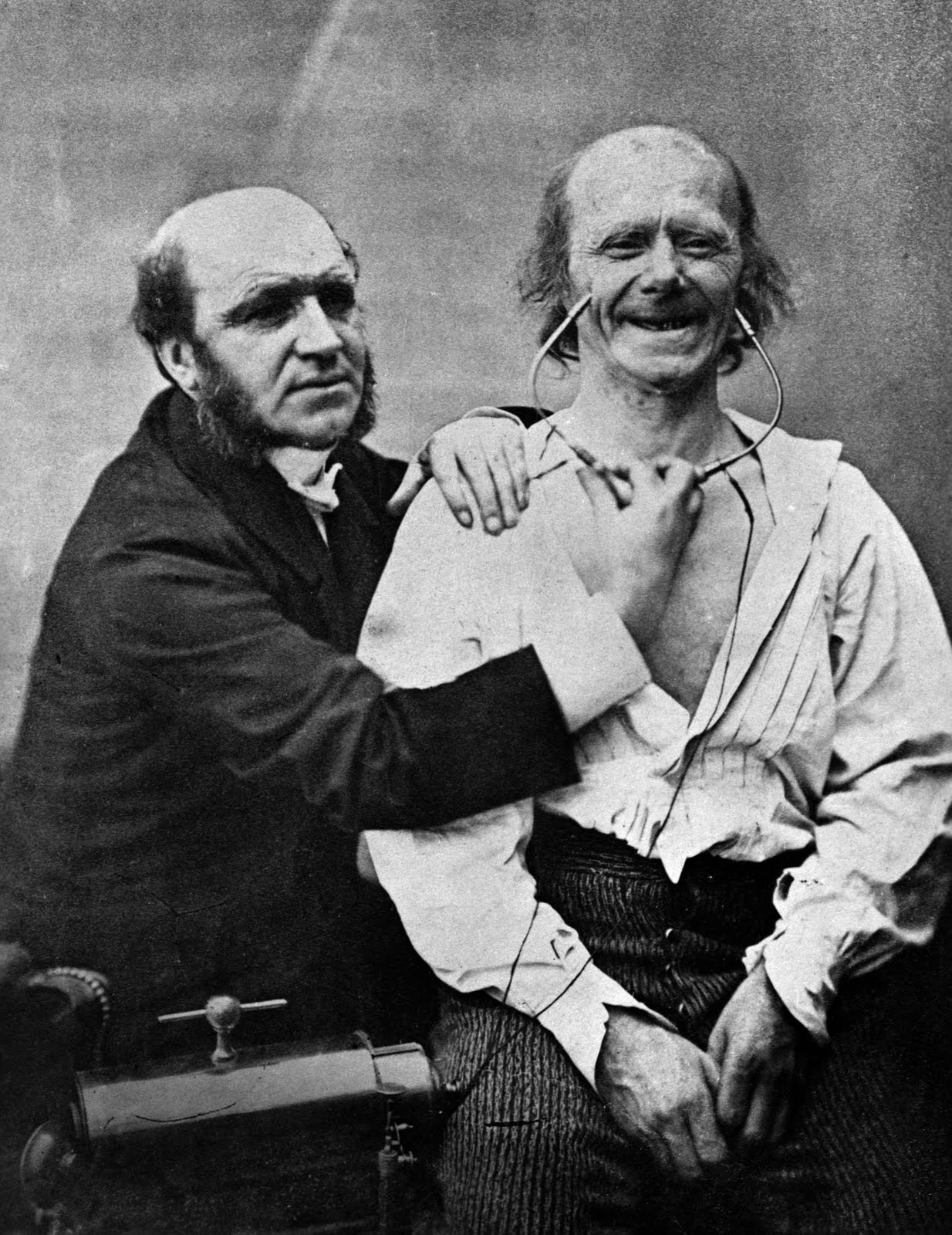 Les expressions électriques du visage par Duchenne de Boulogne expression visage electricite Duchenne Boulogne 04 expression visage electricite Duchenne Boulogne 04 Les expressions électriques du visage par Duchenne de Boulogne technologie photographie histoire featured