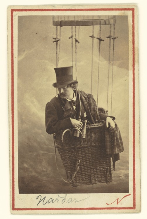 Nadar-Portrait-Felix-Nadar-in-Gondola-of-Balloon