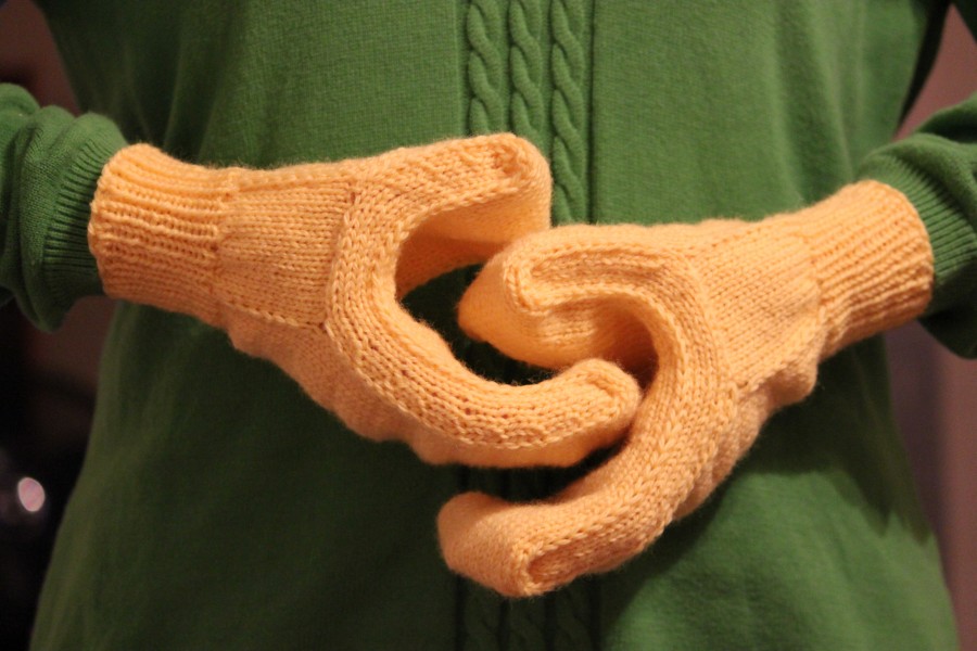 tricoter-moufle-lego-main-laine-03