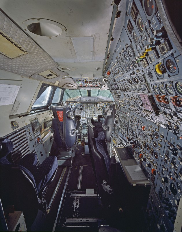 http://www.laboiteverte.fr/21-cockpits-davions/cockpit/
