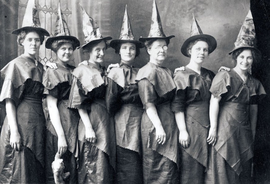 Halloween Witches Coven