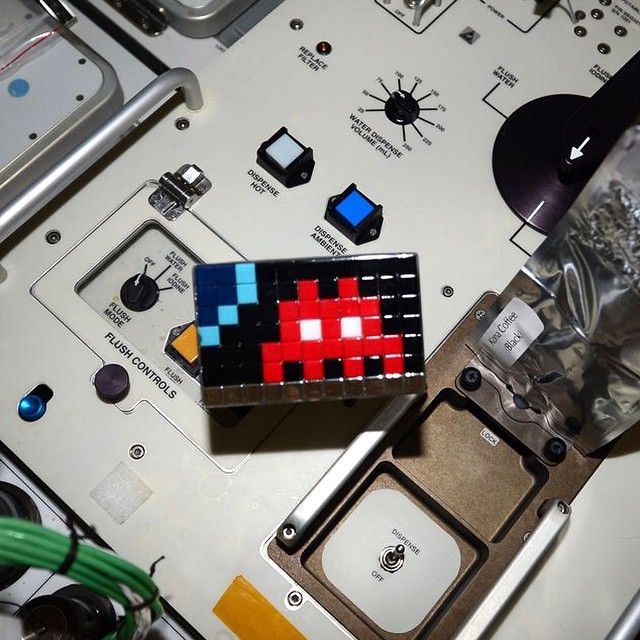 space-invaders-espace-03