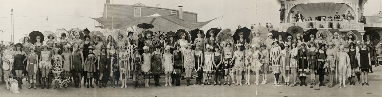 miss-panoramique-Contestants-Bathing-Girl-Revue-Galveston-Tex-May-14th-1922