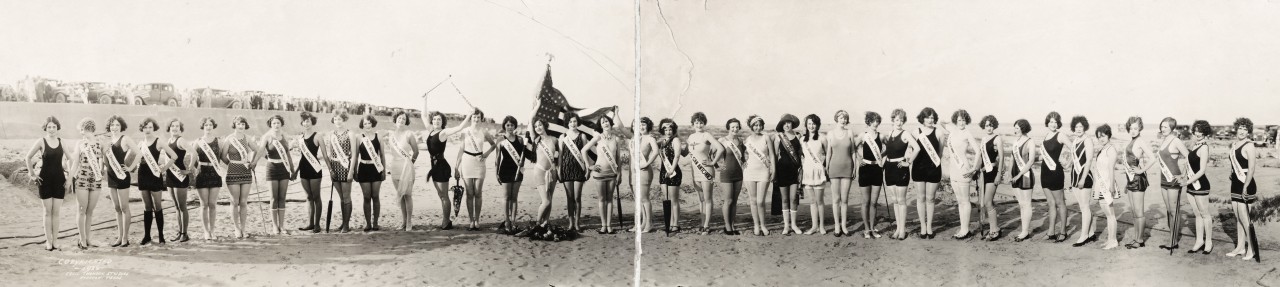 miss-panoramique-First-International-Pageant-of-Pulchritude-Seventh-Annual-Bathing-Girl-Review-at-Galveston-Texas-1926