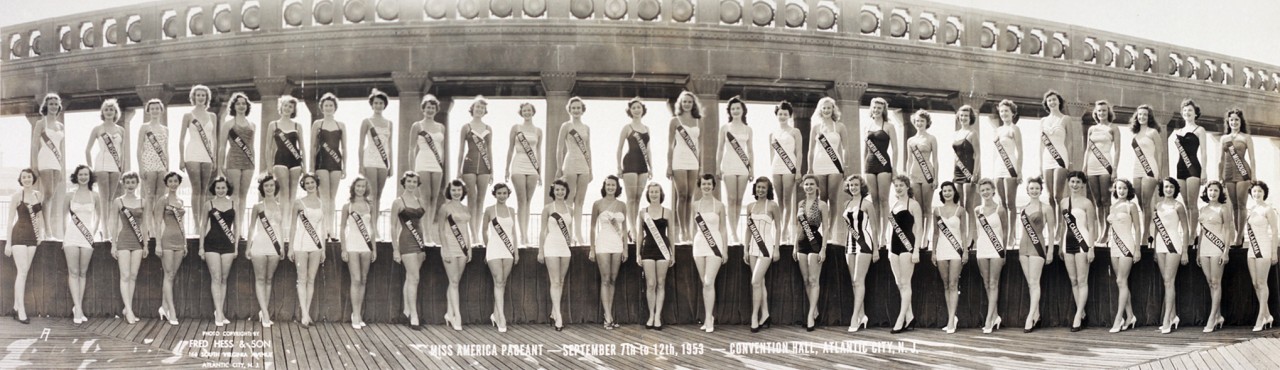 miss-panoramique-Miss-America-Pageant-September-7th-to-12th-1953-Convention-Hall-Atlantic-City-NJ