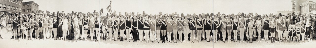 miss-panoramique-Shrine-Bathing-Beauty-Parade-Venice-California-1925