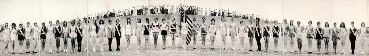 miss-panoramique-Third-International-Pageant-of-Pulchritude-and-Ninth-Annual-Bathing-Girl-Revue-June-3-4-5-1928-Galveston-Texas