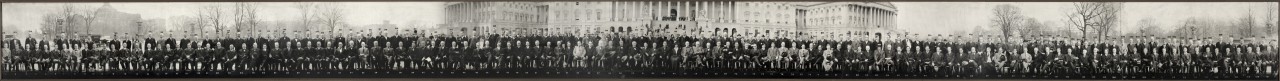 Group-portrait-of-the-sixty-fifth-US-Congress-in-front-of-the-US-Capitol-Washington-DC-1917