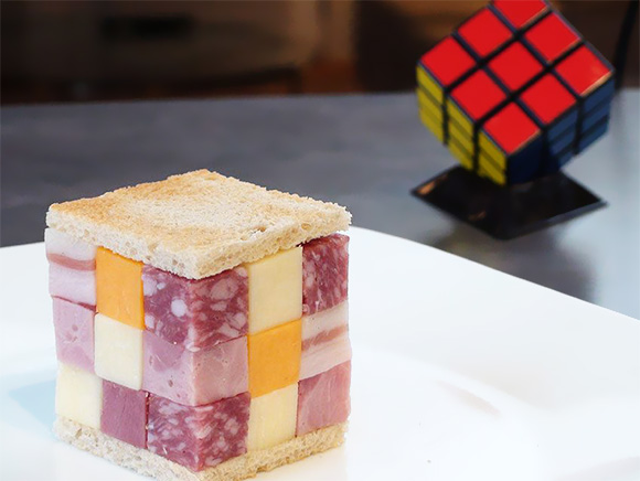 Un Rubik’s Cube Sandwich
