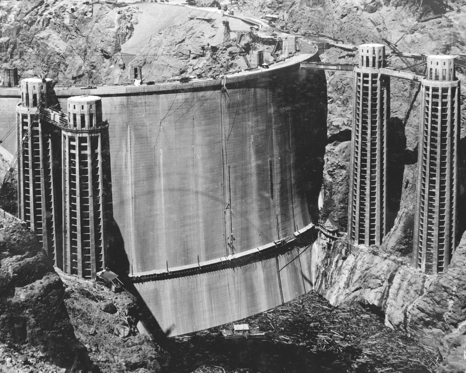 La face immergée du barrage Hoover