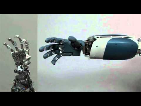Une main robotique à la Terminator