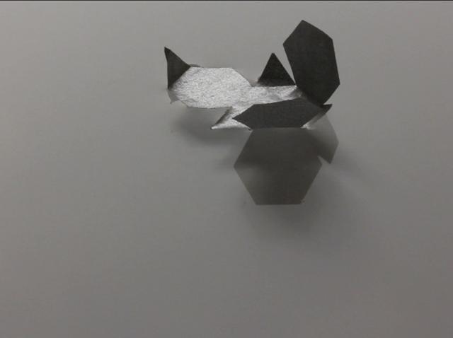 Une flottille d&rsquo;origamis mouvants