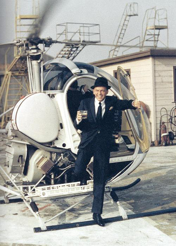 Frank Sinatra, un hélicoptère et un whisky