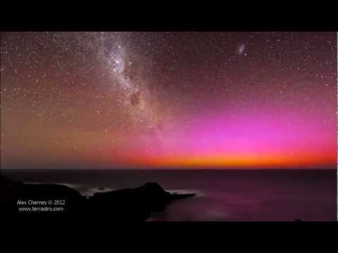 Une aurore australe rouge en Australie