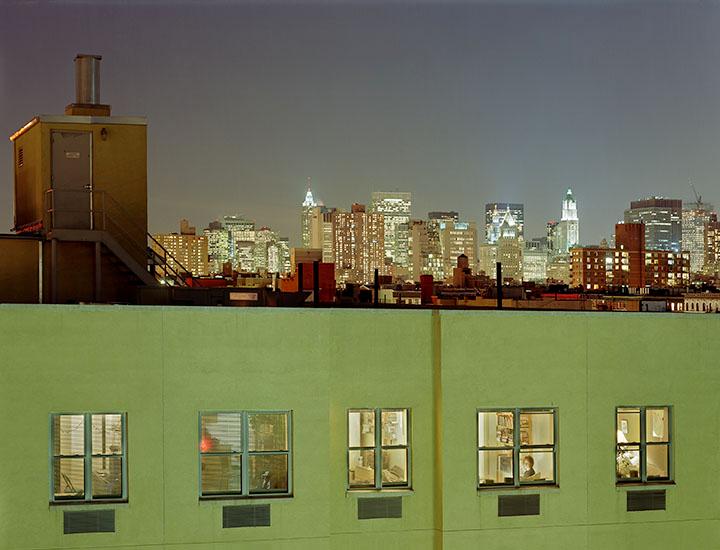 La nuit, les villes et les fenêtres