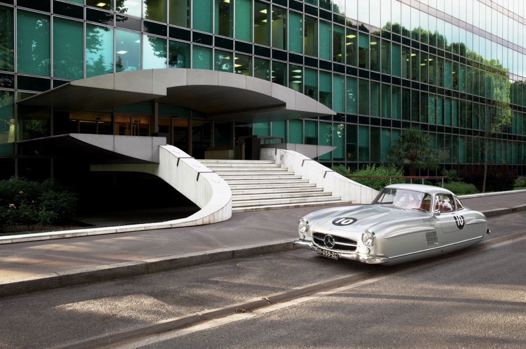 voiture-ancienne-volante-futur-02