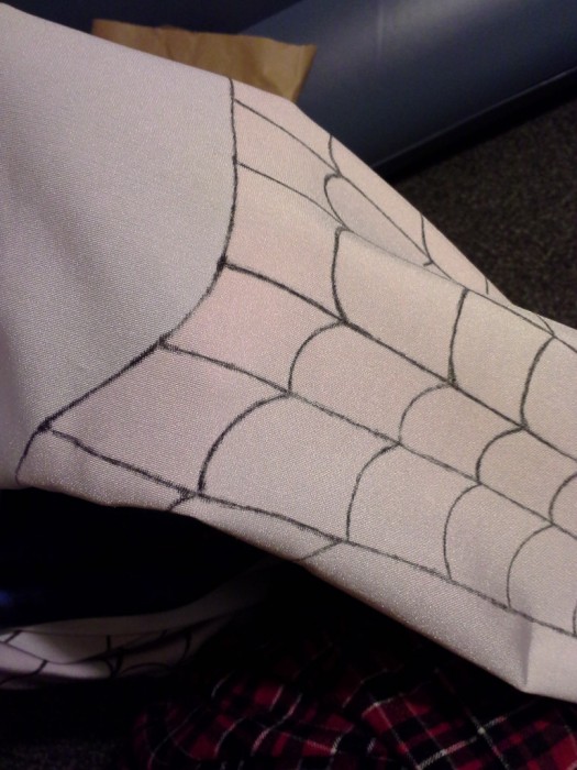 Comment-fabriquer-costume-spiderman-21