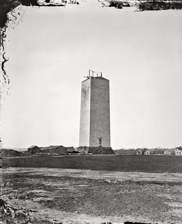 Pause pendant la construction du Washington Monument