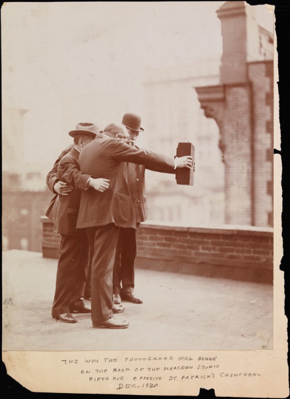 Le Selfie en 1920