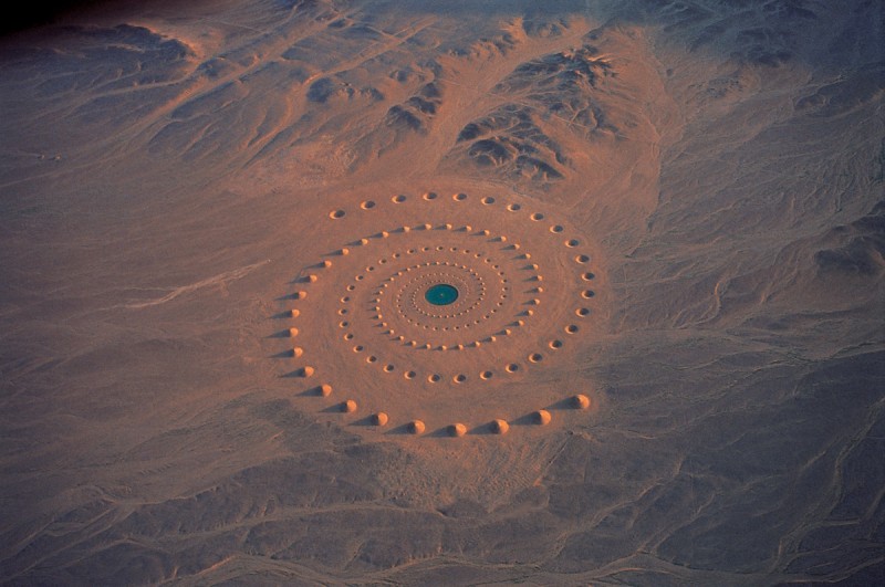 Une spirale dans le Sahara