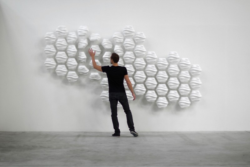 Hexi, un mur d&rsquo;hexagones qui réagissent à la présence