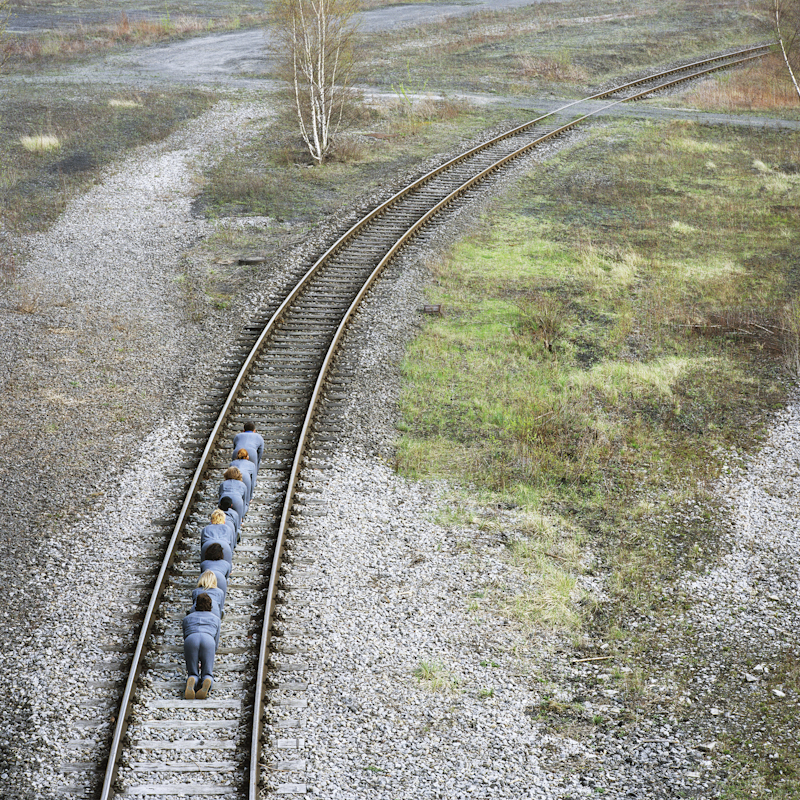gens-etrange-paysage-03
