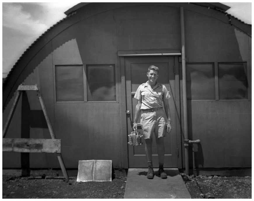 [Mystère #115] Harold M. Agnew porte le plutonium de la bombe atomique de Nagasaki