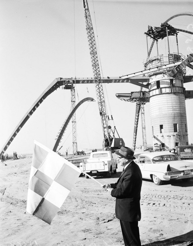 theme-building-construction-LA-02