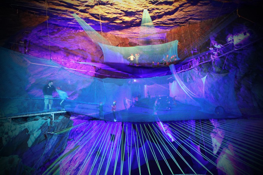 trampoline-grotte-ecosse-01