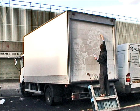 ben-long-art-camion-moche-10