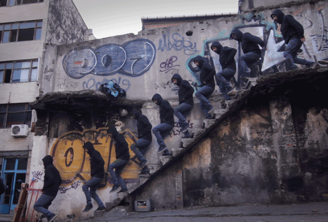 gif-clone-04