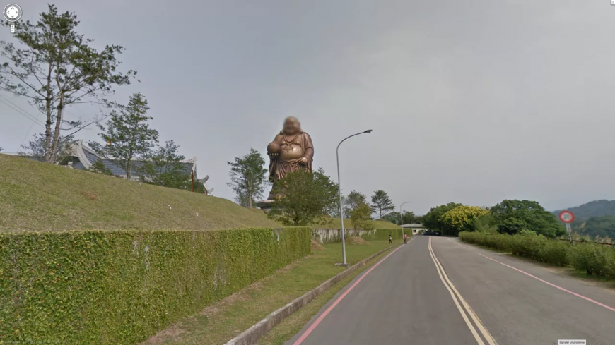 google-anonyme-statue-02