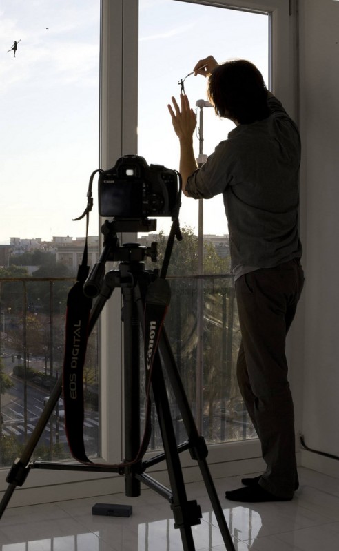 pejac-silhouette-vitre-transparent-08