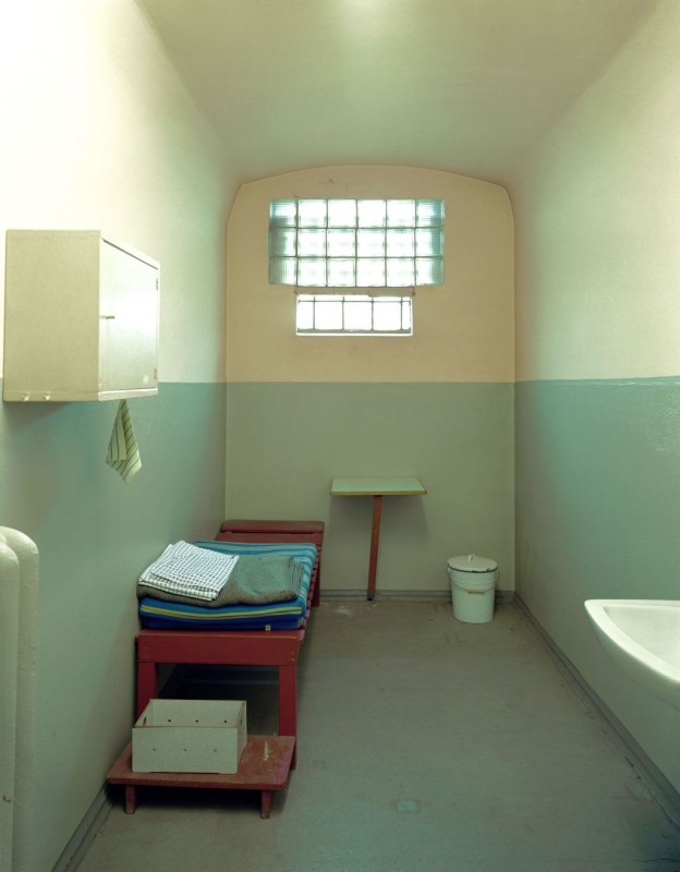 stasie-prison-04