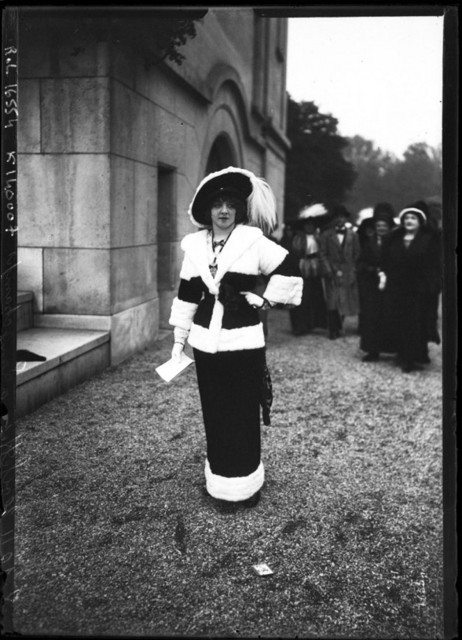1911 Fashions at Longchamps [Elegant young woman]
