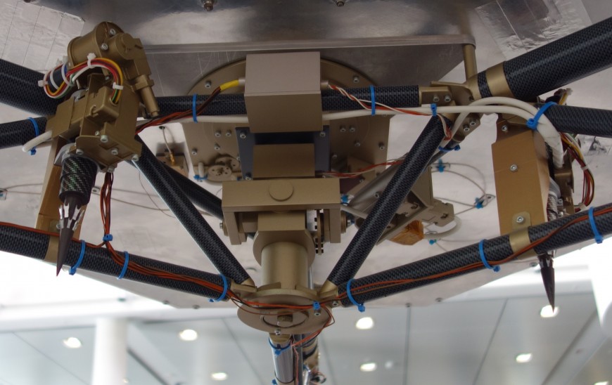 philae-rosetta-harpon-02