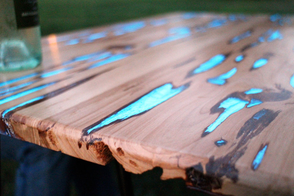 table-trou-fluo-02
