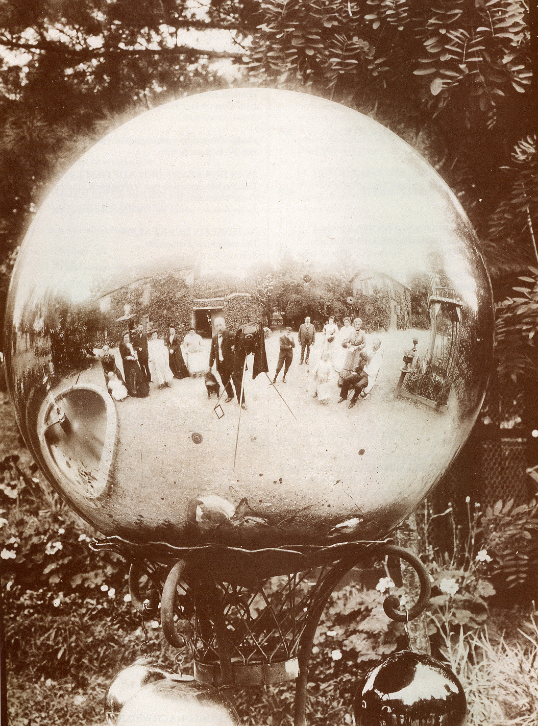 L&rsquo;autoportrait familial dans un globe