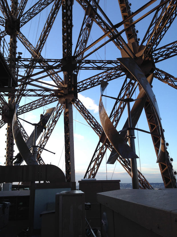 eolienne-tour-effeil-02
