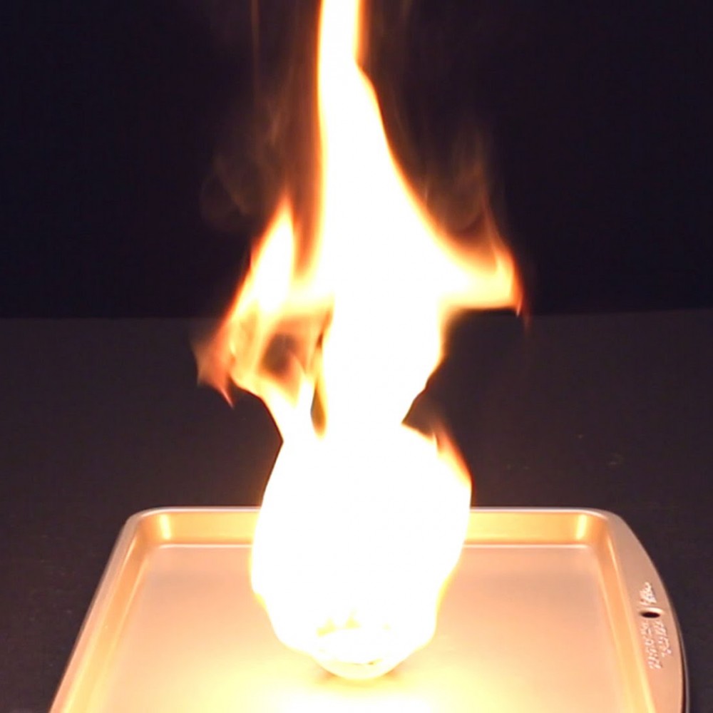 10 expériences à faire avec du feu