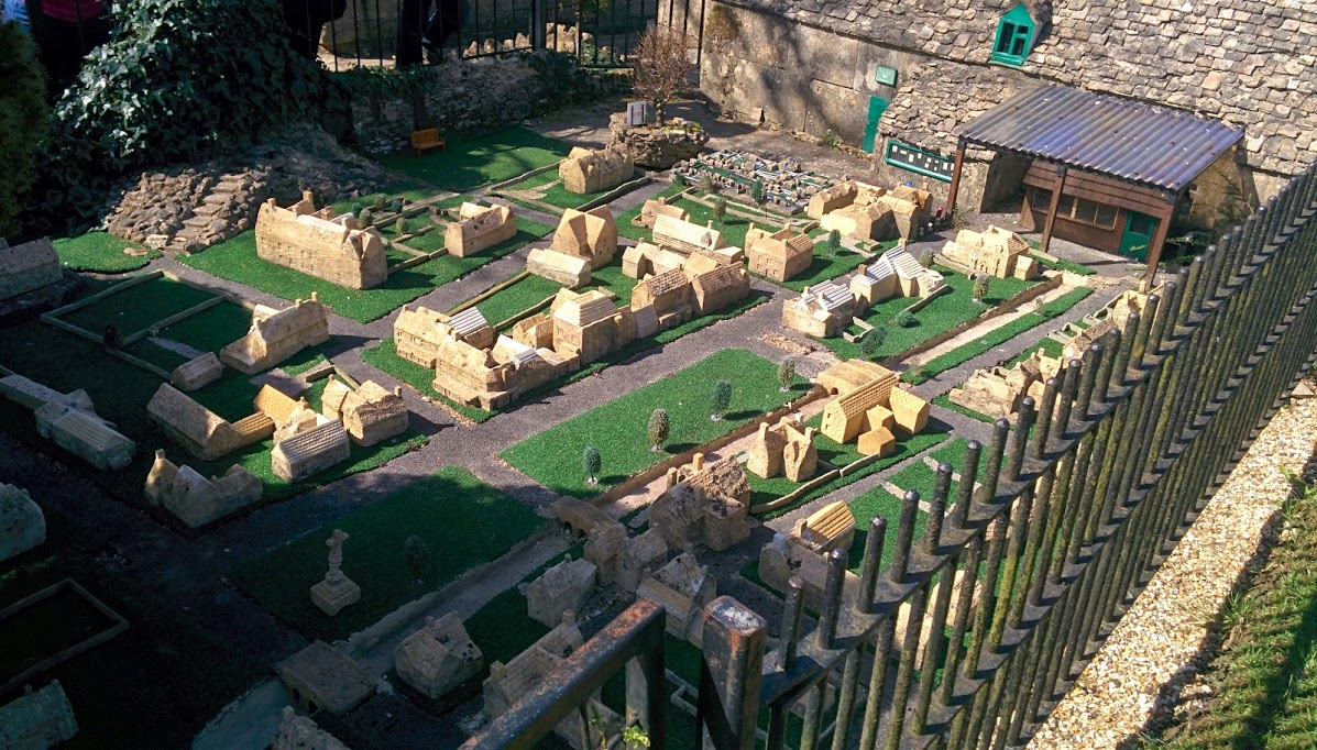Un modèle d&rsquo;un village dans un modèle d&rsquo;un village dans un …